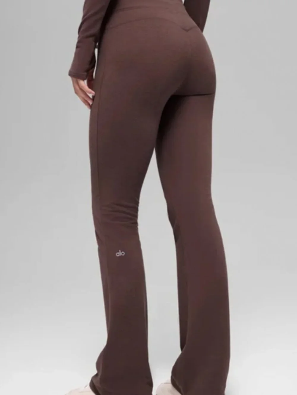 ALO Sway Bootcut Sweatpant, Brownstone, size XS